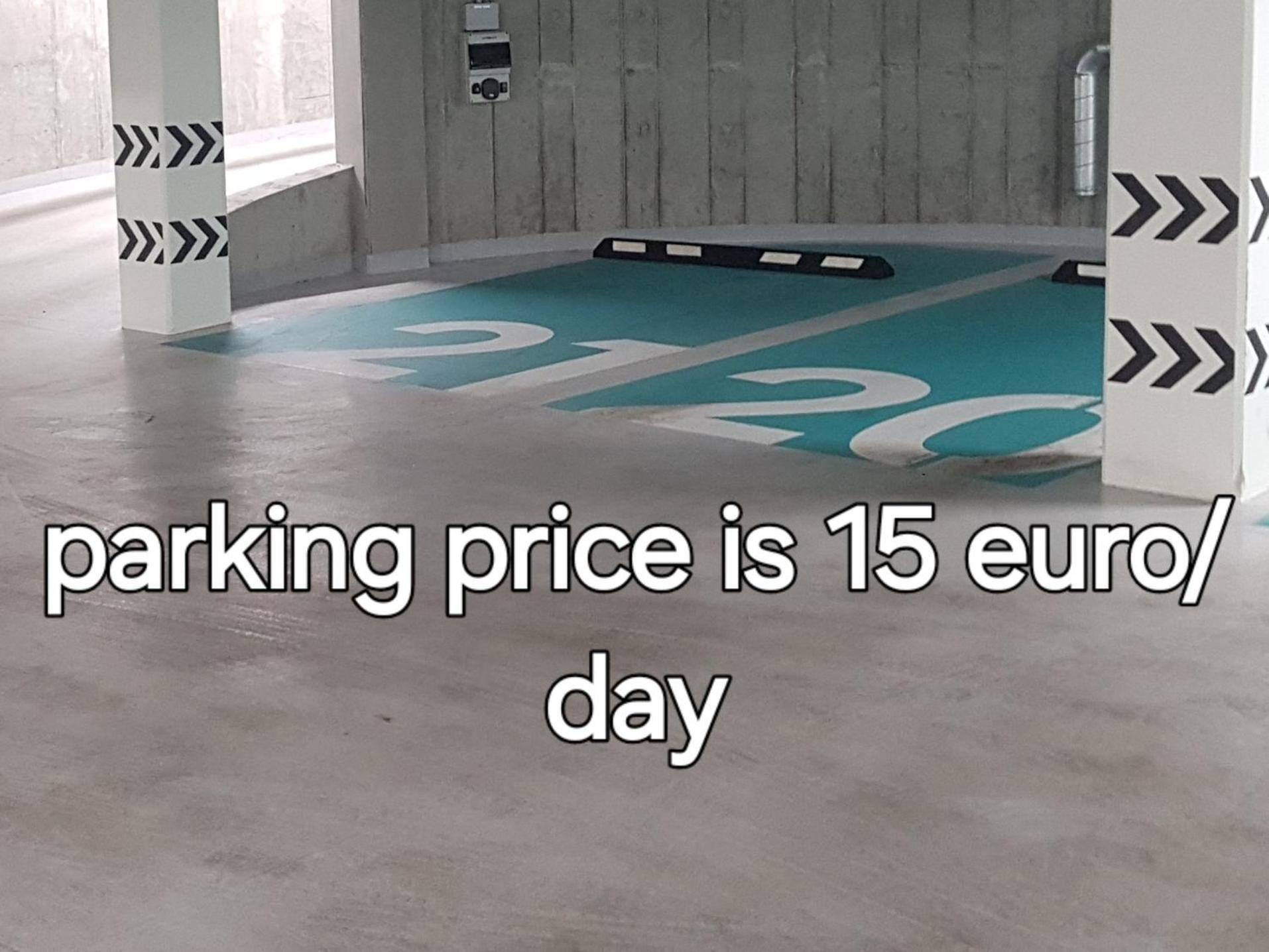 Happy Inn Emporia, Self Chek-In, Parking In The Underground Garage Wilno Zewnętrze zdjęcie